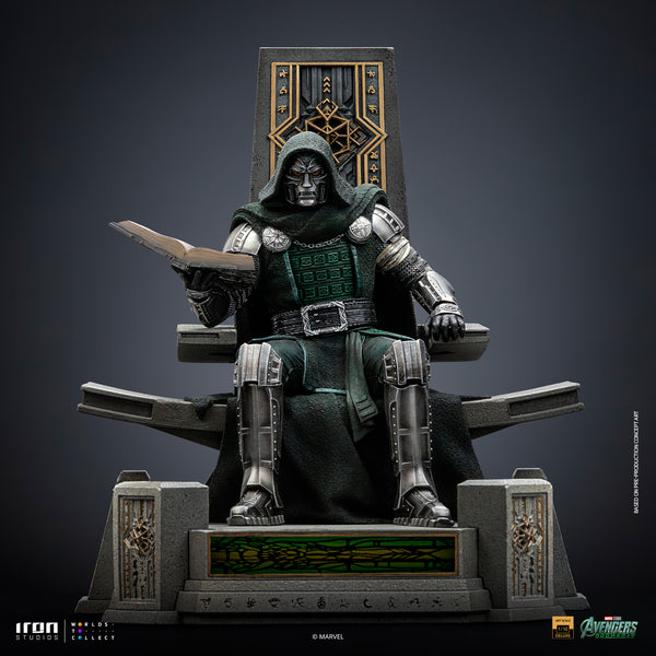 Avengers: ''Dr. Doom'' Statue