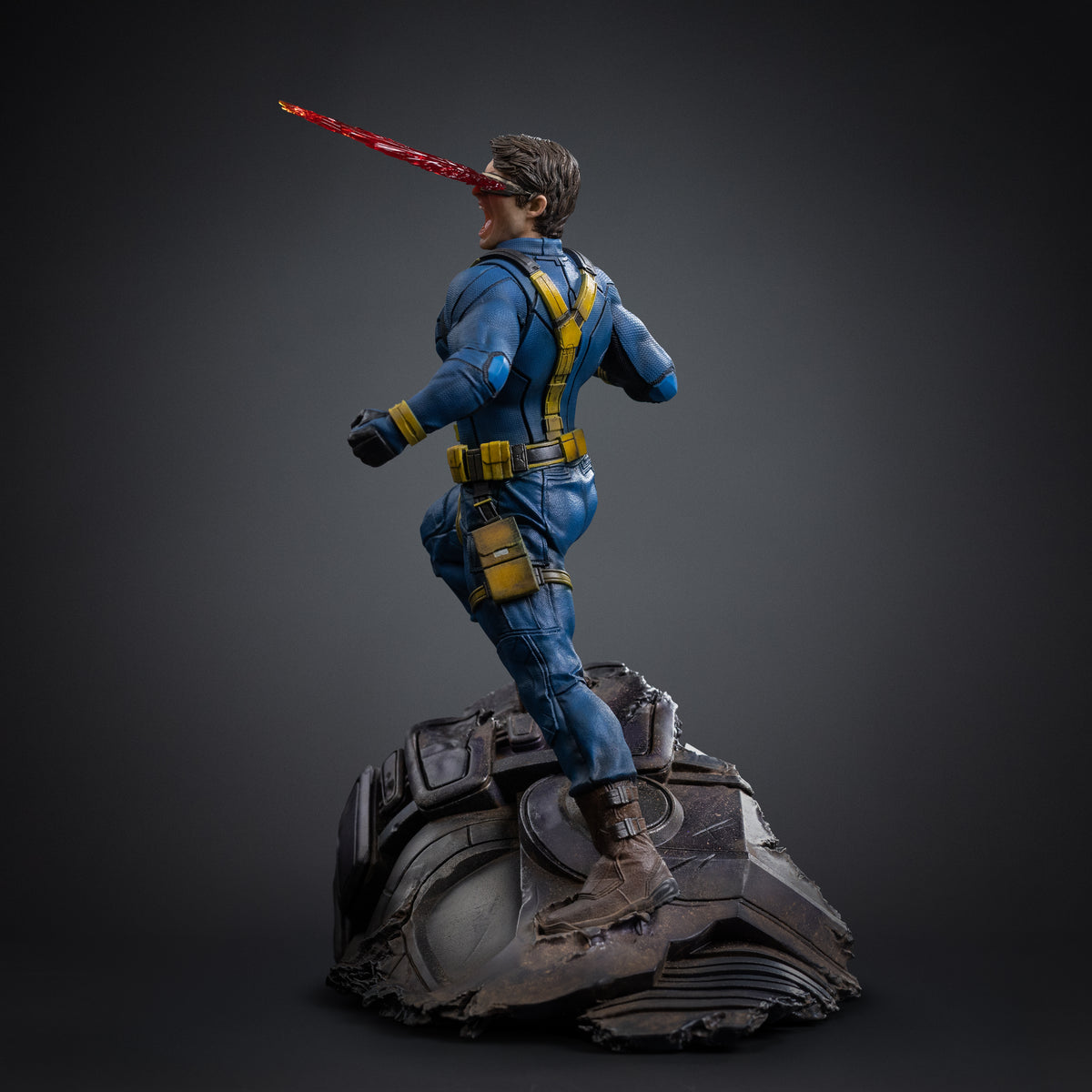 Avengers: ''Cyclops'' Statue