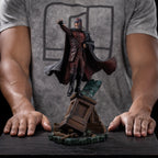 Avengers: ''Magneto'' Statue